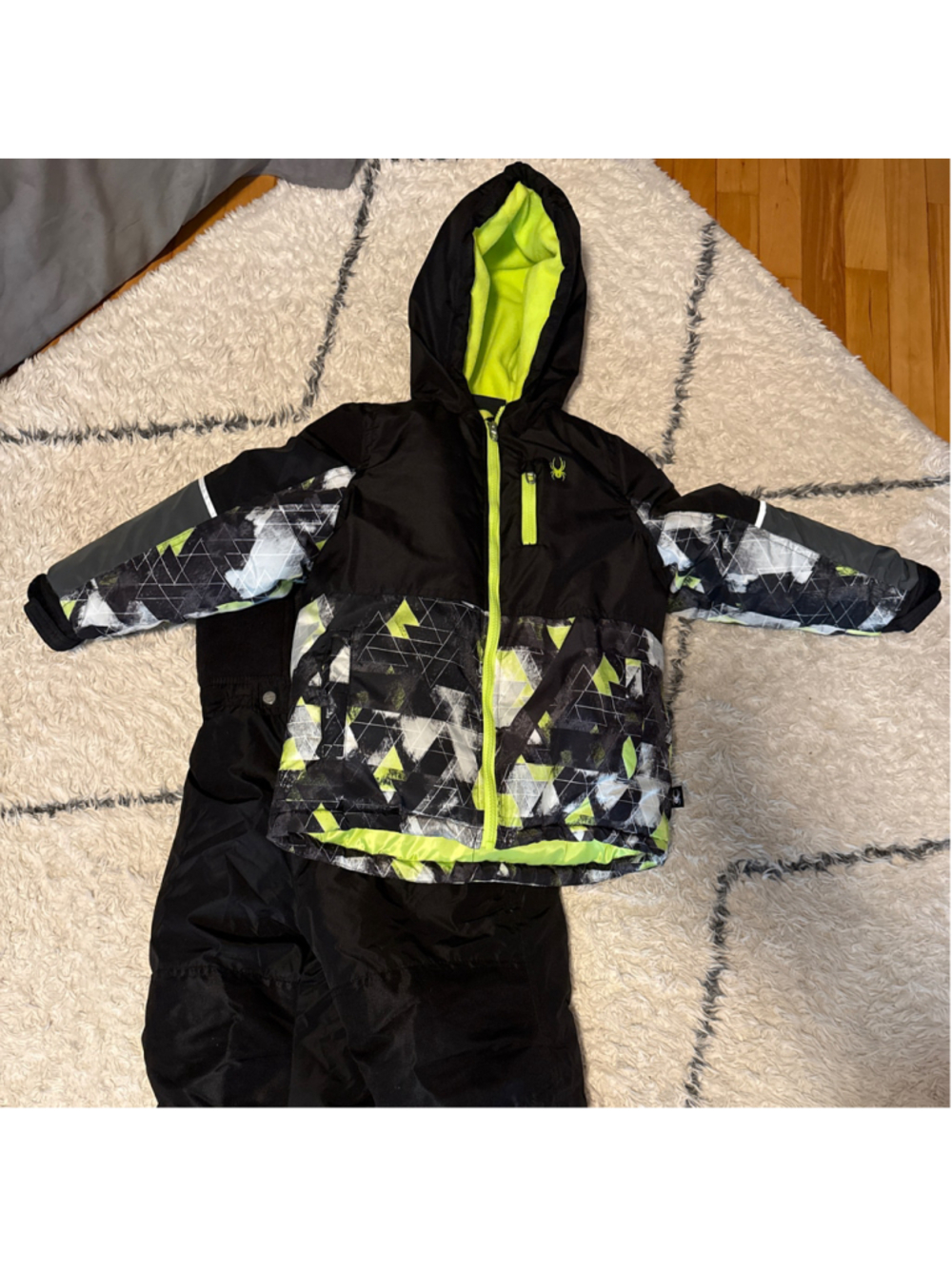 Boys Spyder Puffer Snow Suit Size 6 Black Neon Green